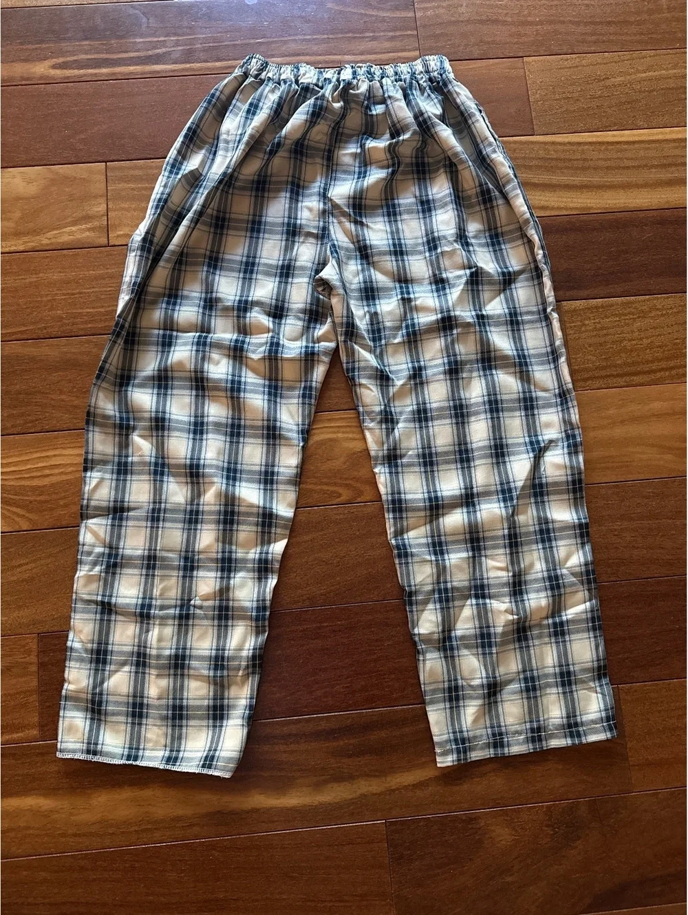 Women’s Plaid Lounge Pants